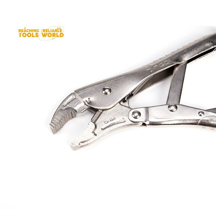 Japanese Type Locking Pliers With Blade